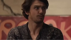 电影<世界末日>精彩片段之They Rescue The Actors First