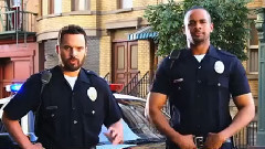 电影<警察游戏>预告片1:Frame the Dog