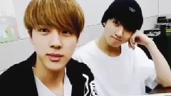 V BTS Live JIN & V