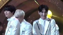 SHINee - SHINee受赏