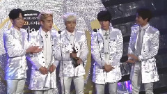 SHINee - SHINee受赏