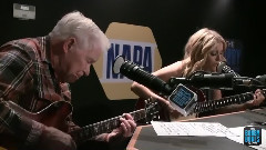 Lindsay Ell - 81 Year Old Man Shreds Guitar, Plays Crossroads with Lindsay Ell