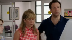 电影<冒牌家庭>片段 What's The News Doc