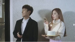 金烔完 - DU DU DU