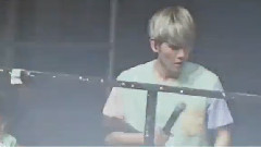 遮羞纸掉落 成员大慌乱