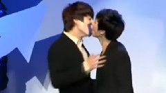 韩国男团 血红CP基情秀