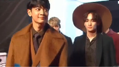 SHINee - 2015 MAMA 红地毯