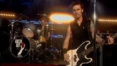 Green Day - Give Me Novacaine