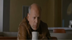 电影<环形使者>精彩片段之Diner Face Off