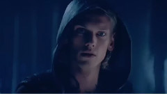 电影<圣杯神器:骸骨之城>英国版预告片