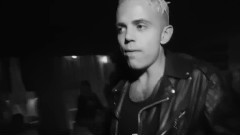 Avan Lava - So Fkt Up