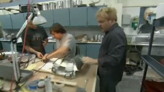 电影<钢铁侠>制作特辑之Suit Construction