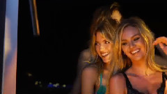 Victoria's Secret Very Sexy Straps BTS