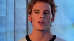 电影<饥饿游戏2:星火燎原>幕后特辑之芬尼克