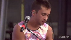 Twenty One Pilots - Holding On To You