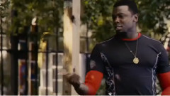 电影<无我>精彩片段2