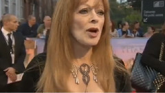 电影<泰坦尼克号>伦敦首映礼红毯采访之弗兰西丝.费舍