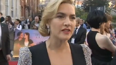 电影<泰坦尼克号>伦敦首映礼红毯采访之凯特.温斯莱特