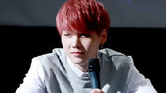 在卖萌与正经间转换自如的西柚糖