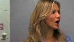 电影<危情谍战>精彩片段之Plane Flight