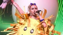 Miley Cyrus - Miley Cyrus Live At Milky Milky Milk Tour 2015