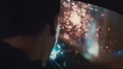 电影<破碎之城>精彩片段之Car Chase