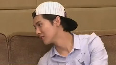 鹿晗 - <奔跑吧兄弟>未播花絮:邓超休息室教鹿晗撕名牌秘诀