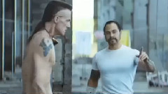 电影<超能查派>中文片段之流氓Style