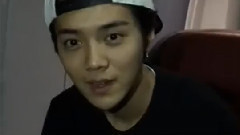 鹿晗 - 本来可以一本正经的做个美男子,偏偏要出来搞笑