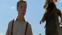 电影<纳尼亚传奇:黎明踏浪号>精彩中文片段之Eustace Steals An Orange