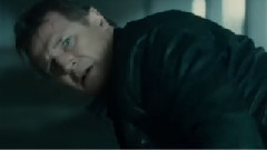 电影<不明身份>精彩片段之Parking Garage