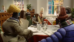 电影<小羊肖恩>片段2:Restaurant