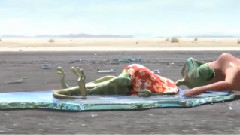 电影<兰戈>片段之Unexpected Event