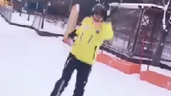 推特更新:滑板Jin