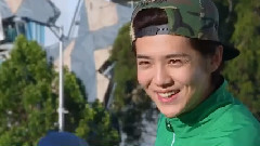 鹿晗 - 行走的表情包