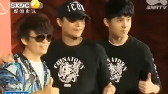 王宝强 - 陈思诚携王宝强笑跨新年 现场撒娇求媒体支持