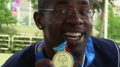 Avril Lavigne - Fly for Special Olympics-奥林匹克运动会献唱版