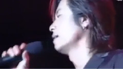 几分伤心几分痴