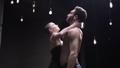 Le Monde Tourne Sans Toi