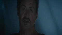 电影<敢死队2>精彩片段之Take Your Life