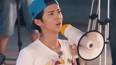 鹿晗 - <奔跑吧兄弟>新春特辑引导片:和跑男团一起同奔跑共欢乐