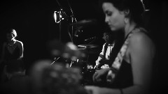 Tal Vez No Se Hunda El Barco(En Vivo)