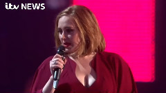 Adele - 全音音乐奖上公开支持Kesha