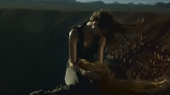 Alles Davies When The Dark Comes