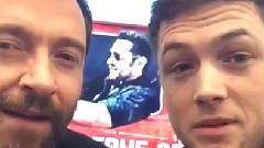 狼叔&塔伦为影迷的宝宝唱生日歌