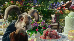 电影<爱丽丝梦游仙境2:镜中奇遇记>中文版预告片