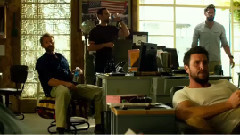 电影<危机13小时>国际版预告片