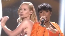 Jennifer Hudson,Iggy Azalea - Trouble 现场版 2015