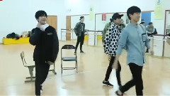 观察日记11易烊千玺单人cut