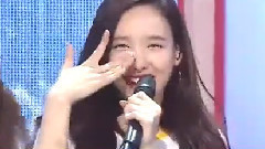 GFriend,TWICE - Gee - 人气歌谣 现场版 16/03/13